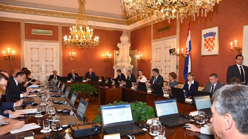 Predsjednik Vlade Plenković: Izmjene Ovršnog zakona pridonijet će boljoj zaštiti hrvatskih građana